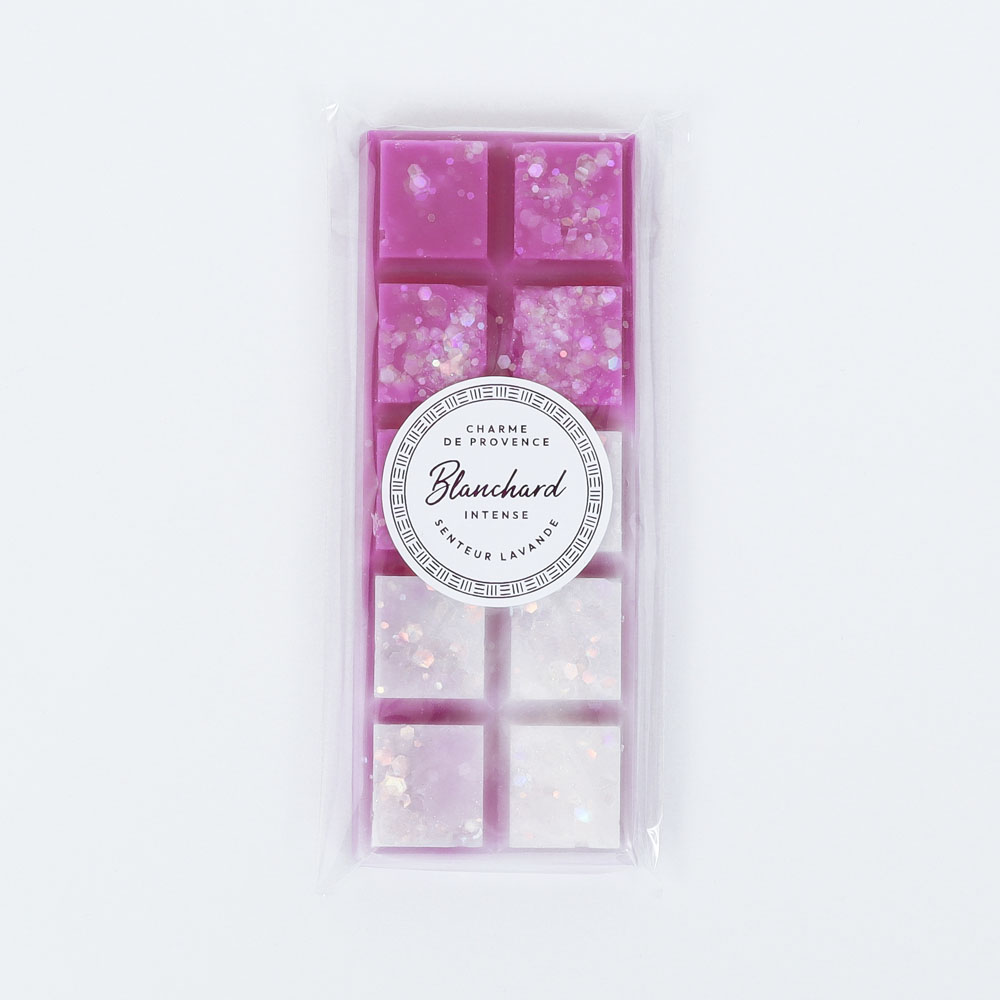Fondant parfumé Charme de Provence, aux notes de lavande.